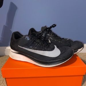 Nike Zoom Fly Racing Shoe Mens size 12 Black/White